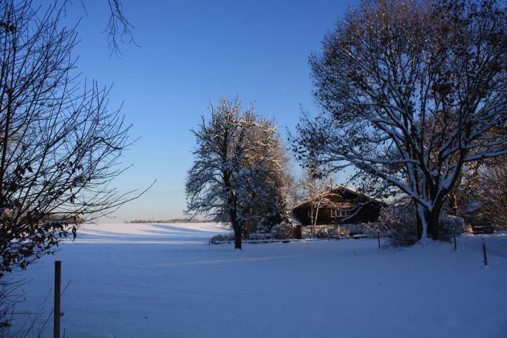 Vertr&auml;umte Winterlandschaft in Prutting